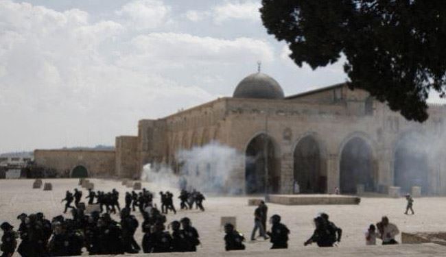 صهیونیستها حامیان مسجدالاقصی را زخمی کردند