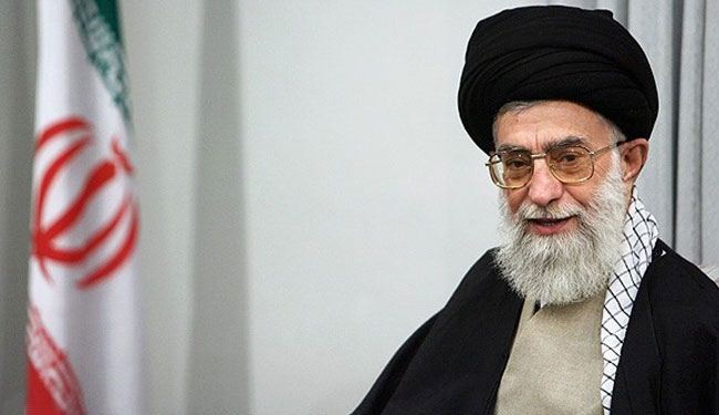آية الله خامنئي: لا ينبغي وقف النمو العلمي للبلاد تحت اي ذريعة