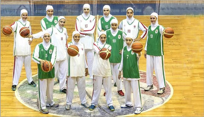 السماح بالحجاب في كرة السلة سيعتمد قريبا