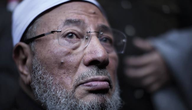 القرضاوي والوحدة الإسلامية .. خرّبها وقعد على تلّها