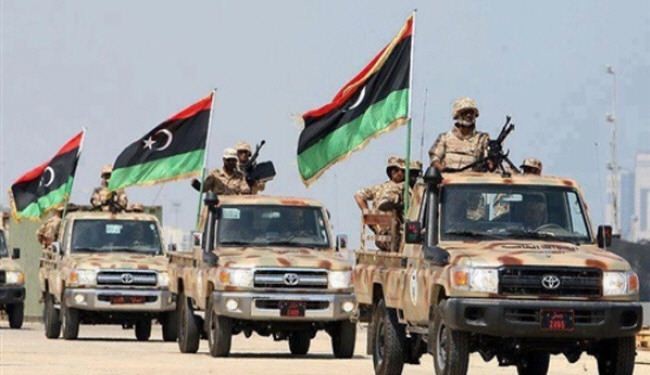 جيش ليبيا يكثف حملته ضد الكتائب المتطرفة
