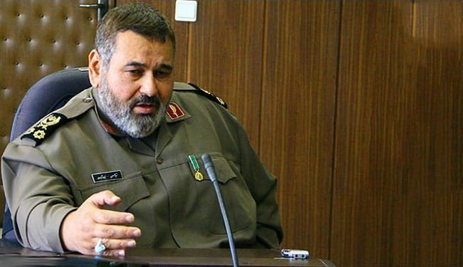 اللواء فيروز آبادي: ظريف يؤدي دورا جهاديا بالمباحثات النووية