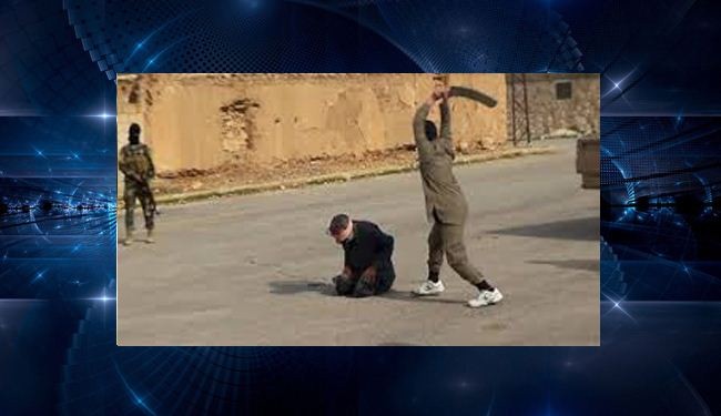 مسلحو داعش يعدمون اسماعيليا في سوريا بتهمة الردة!!