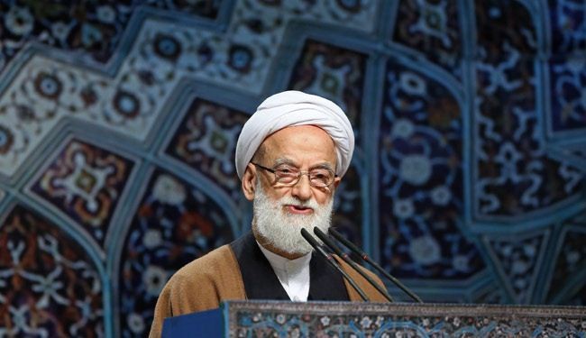 اية الله كاشاني: الغرب مرغم على التسوية مع ايران