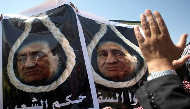 تجمع مصری‌ها در اعتراض به تبرئه مبارک