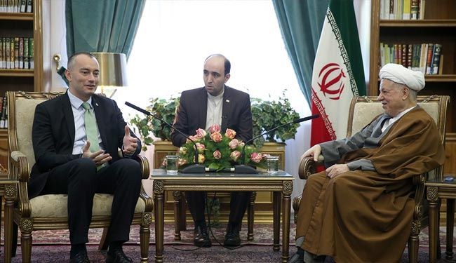 رفسنجاني: الارهاب يستغل الخلافات القومیة والطائفیة لزعزعة الامن