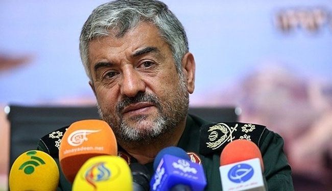اللواء جعفري: قدراتنا الدفاعية شكلت سندا لدبلوماسيتنا النووية