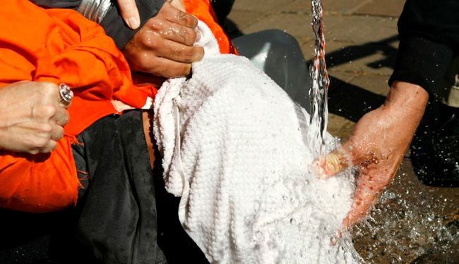 آمریکا زندانیان را چگونه شکنجه می کند؟