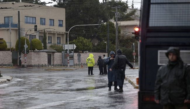 هجوم يستهدف سفارة الکیان الإسرائيلي في اليونان