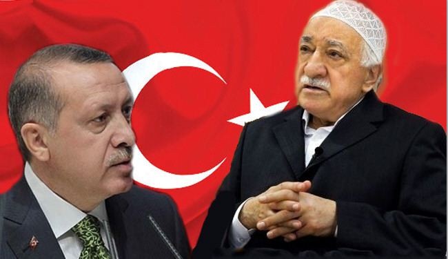 الحكومة التركية تشن حملة اعتقالات بحق معارضيها