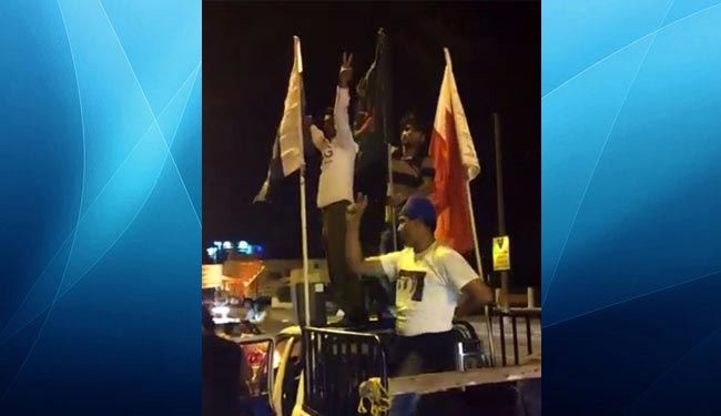 بالصور: الجالية الباكستانية تحتفل بالعيد الوطني البحريني على طريقتها