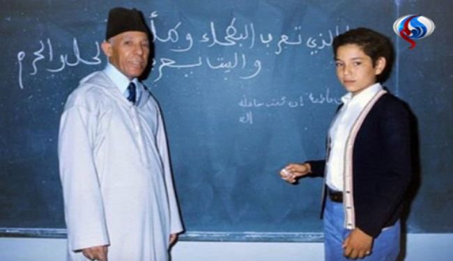 عکس؛ شعر مشهور شیعه به خط پادشاه مغرب!
