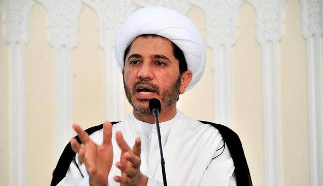 31 ناشطا بحرينيا ينددون باعتقال أمين عام الوفاق