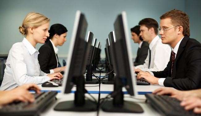 هل تعلم أن الجلوس لساعات طويلة قد يقتلك فعلاً؟