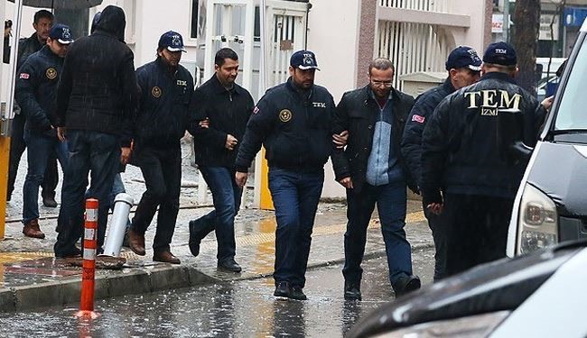 محكمة تركية تأمر باعتقال شرطيين بتهمة تعاون مع الكيان الموازي