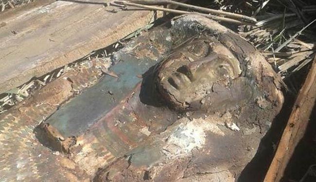 مصر.. العثور على توابيت أثرية بمجرى مائي