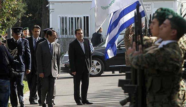 رئيس وزراء اليونان الجديد يبدأ من قبرص أولى زيارته الخارجية