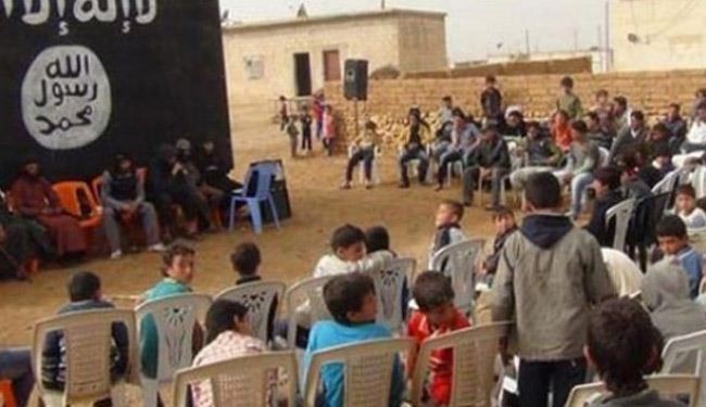 “داعش” يشترط على المدرسين توقيع إقرار “استتابة”