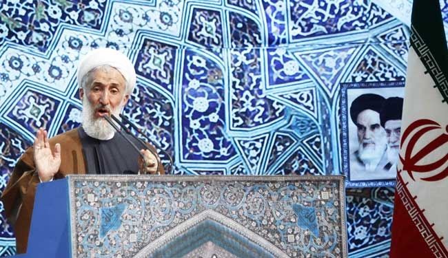 امام جمعة طهران: مواقف الرئيس روحاني حول النووي واضحة وصريحة