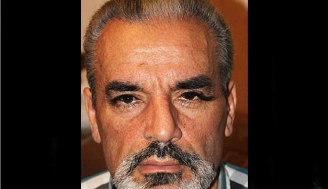 بالصور..أوكراني يملك أطول رموش بالعالم والسر...