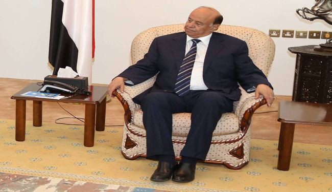 محام يكشف مجريات زيارته لهادي في عدن