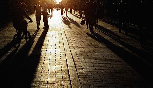 لهذه الاسباب عليك المشي 20 دقيقة قبل العشاء!