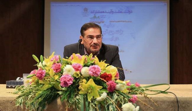 شمخاني: تجاوزنا ورقة الحقائق ومناشير السعودية دليل شيخوخة قيادتها