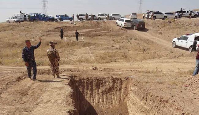 حفر خندق در دیالی برای مقابله با تروریستها