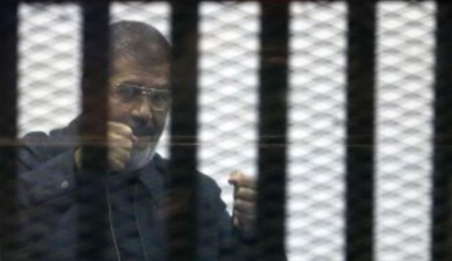 تأجيل إصدار الحكم ضد الرئيس المصري المعزول محمد مرسي