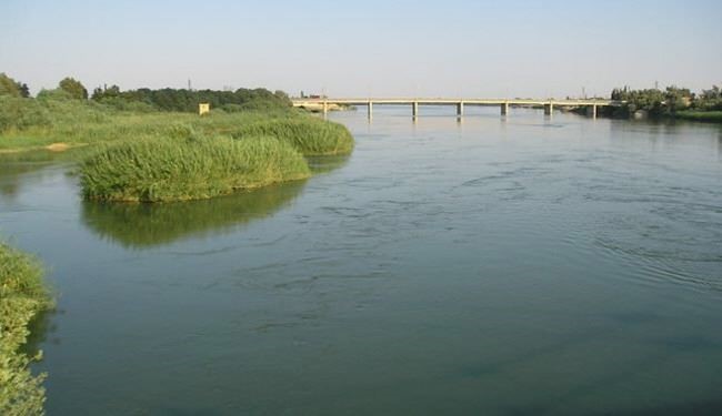 ترکیه، سهم عراق و سوریه از آب فرات را می دزدد