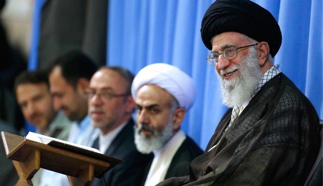 بالصور، آية الله خامنئي يؤكد اهمية ايصال المفاهيم القرآنية للمجتمع