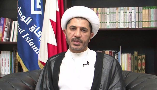 الشيخ سلمان يعزي الكويت وأهالي الشهداء من سجنه