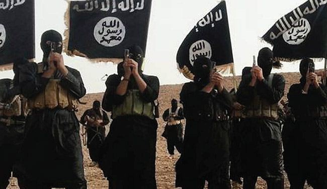 طلاب بريطانيون وكنديون وأمريكيون يلتحقون بـ