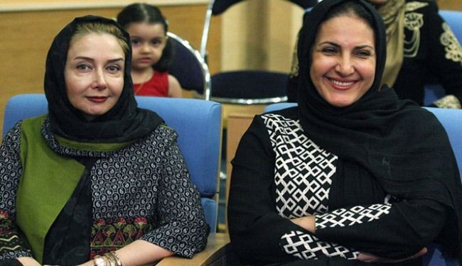 بالصور: ممثلون ايرانيون في ضيافة افطار الرئيس الايراني