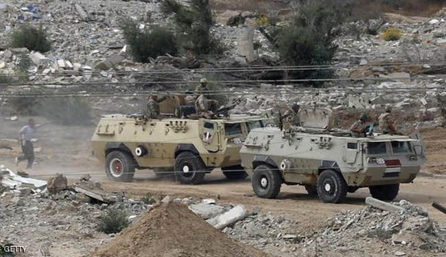 مقتل عسكريين اثنين في انفجار مدرعة بالعريش المصرية