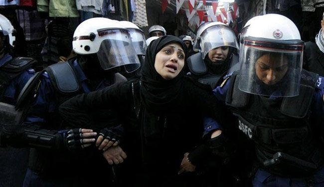 اعتقال  300 امرأة بالبحرين منذ 2011
