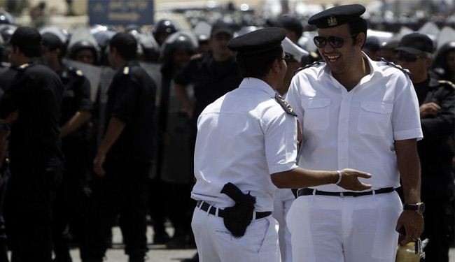 تظاهرة نادرة للشرطة بمصر بتحريض مفترض من الإخوان