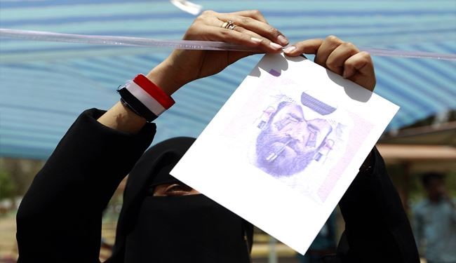 نمایشگاه عکس جنایات عربستان و امارات درصنعا+تصاویر