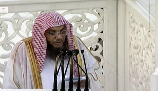 ماذا طلب خطيب المسجد الحرام من الحجاج؟