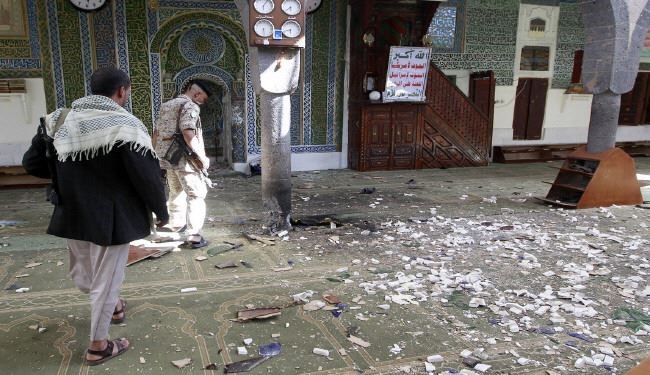 غارات على صعدة؛ واليمن يدحر هجوما ثانيا على باب المندب