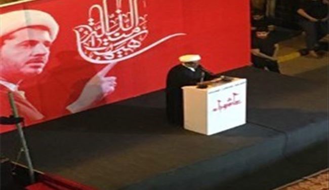 نگرانی آل خلیفه از عکس های شیخ سلمان در منامه