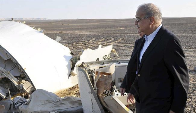 العثور على صندوقي الطائرة الاسودين وتشكيك برواية 