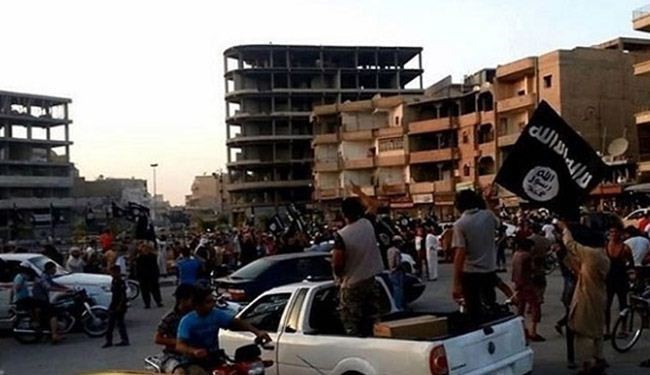 داعش خروج شهروندان را از رقه سوریه ممنوع کرد