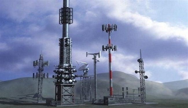 العدو يركب معدات تجسس وكاميرات في مزارع شبعا المحتلة