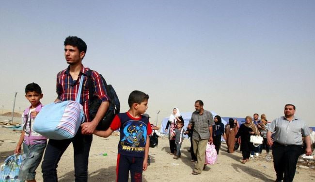 300 عائلة تهرب من الحويجة والبيشمركة ترفضهم