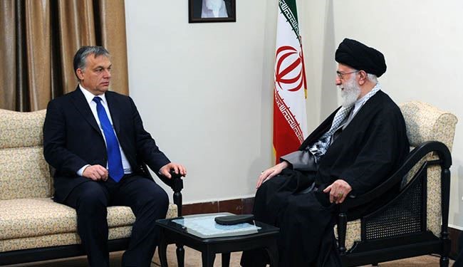 آية الله خامنئي: منطق ایران قائم علی التعاون مع الشعوب