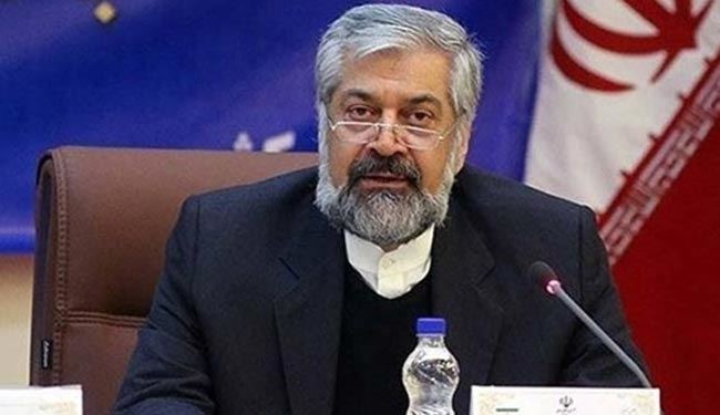 الدعوة لمنع دخول المسلمین الی امیرکا هدیة للجماعات المتطرفة