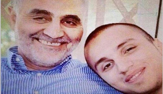 خشم فیسبوک از سِلفی جهاد مغنیه در کنار حاج قاسم +عکس