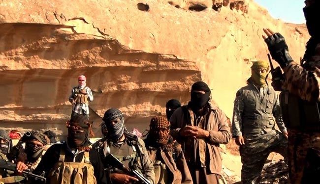 نجات یک زن و دخترانش از دست پدر داعشی خود
