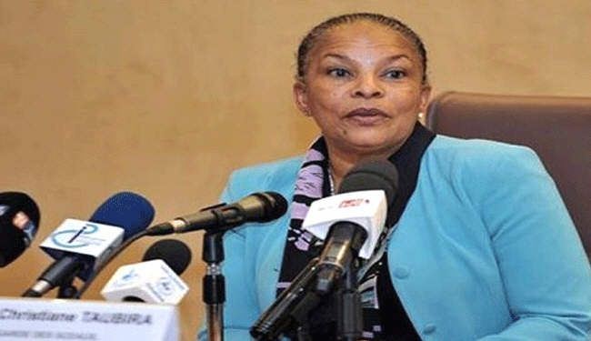 وزيرة العدل الفرنسية تعارض اسقاط الجنسية عن مدانين بالارهاب
